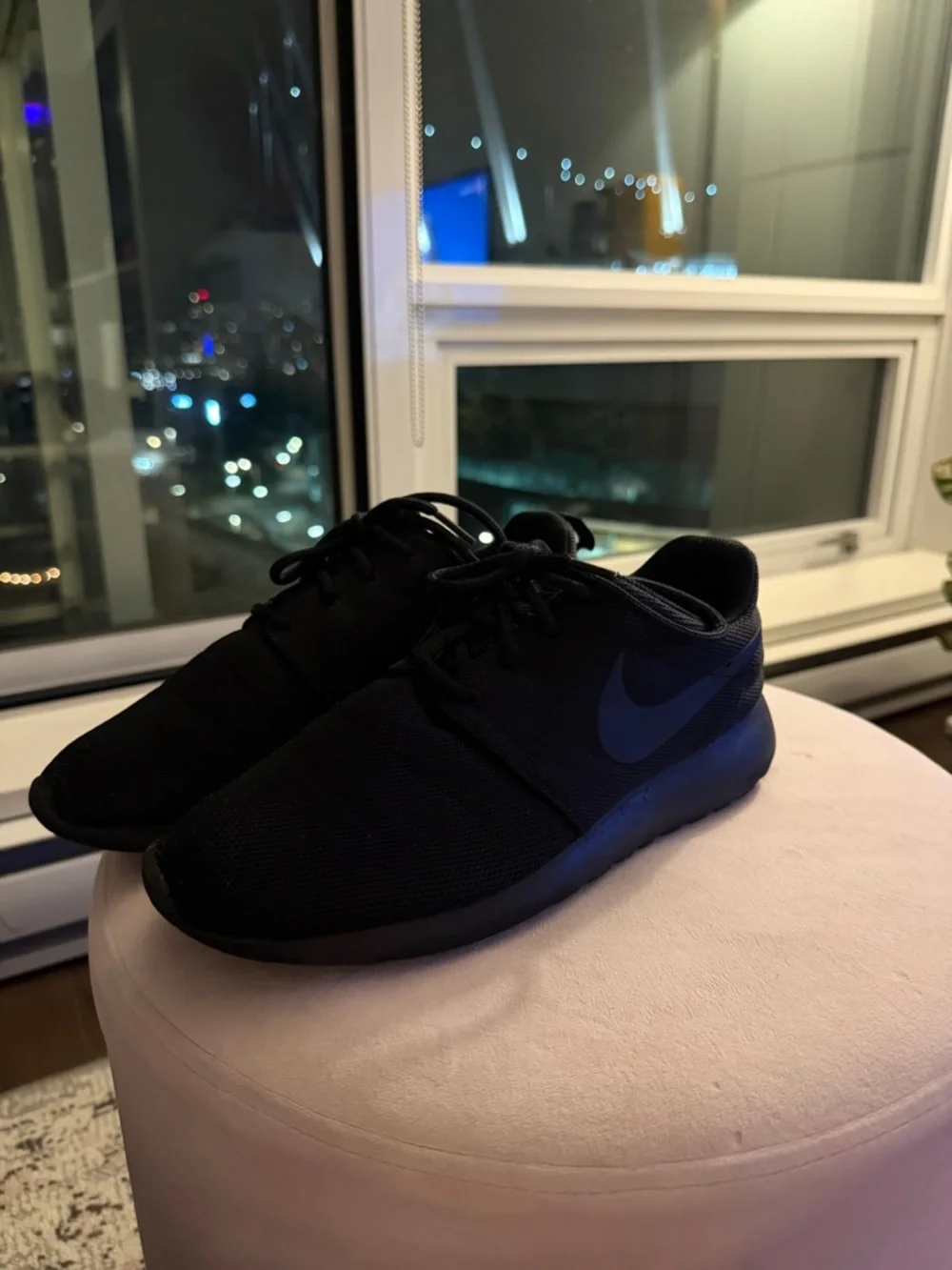 Nice Roshe running shoes - Picture 4 of 7